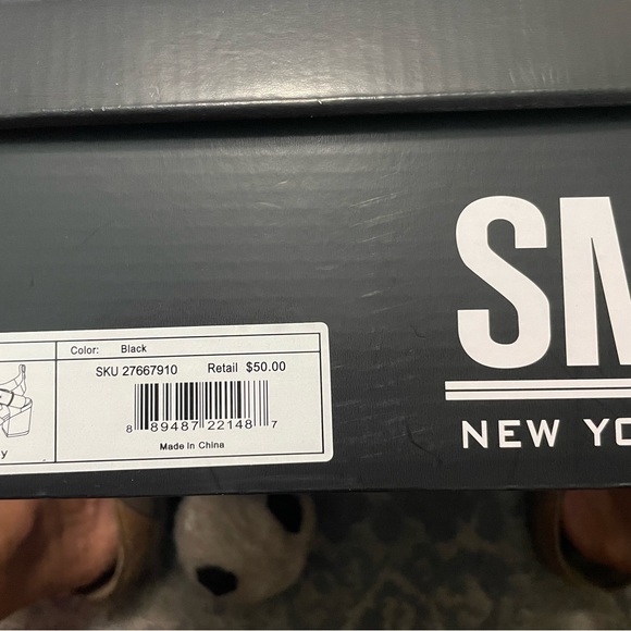 Women’s Sandals - Picture 3 of 3